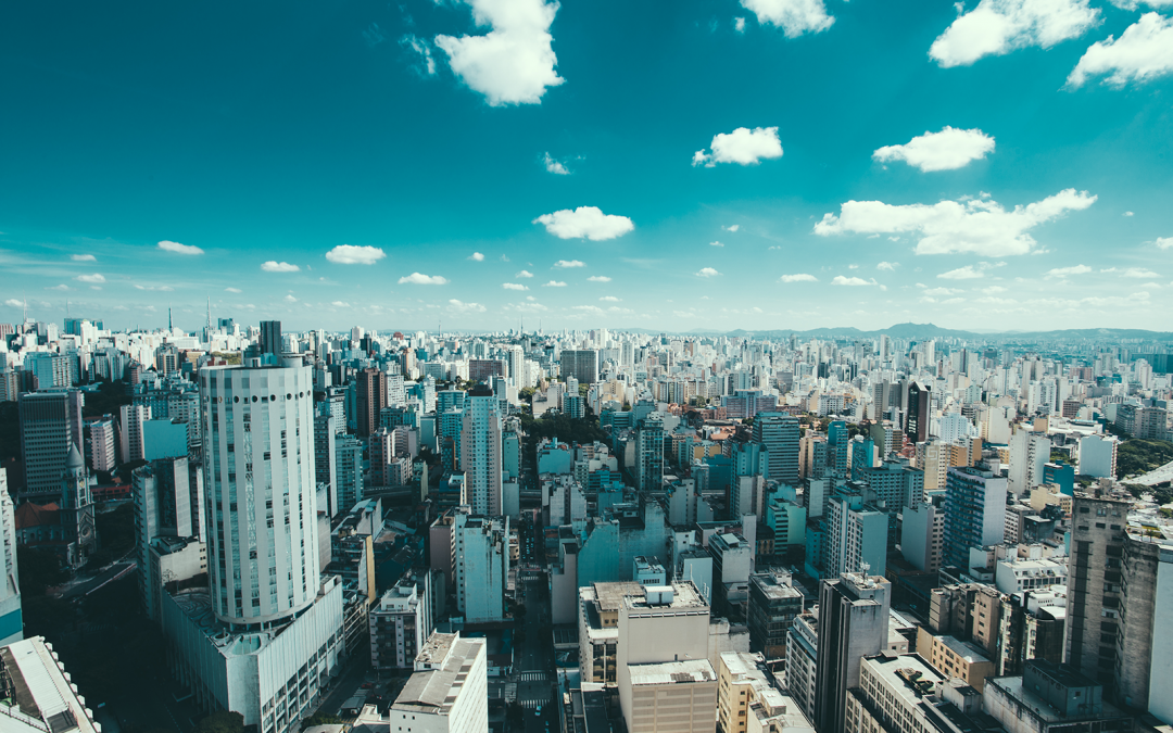 Alugar sem imobiliária é comum em São Paulo, mas pode trazer prejuízos para proprietários e inquilinos
